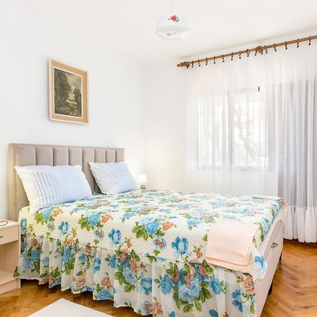 Apartments By The Sea Okrug Gornji, Ciovo - 1069 Trogir Kültér fotó