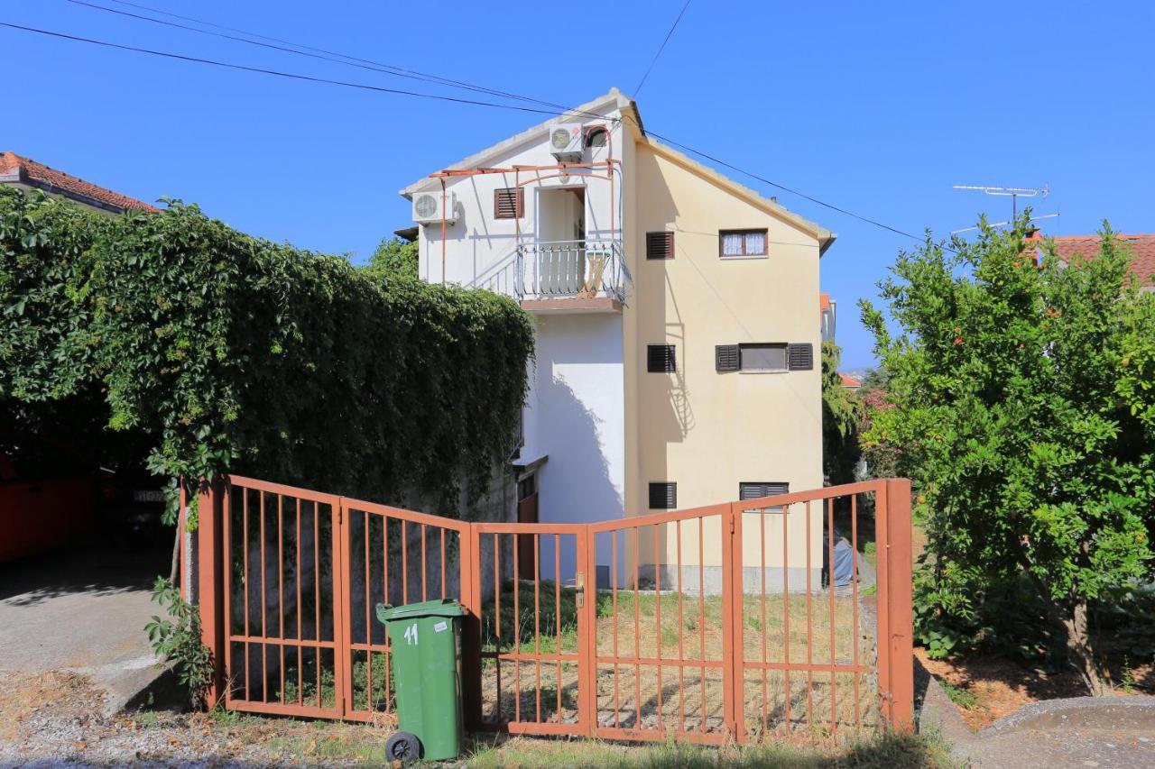 Apartments By The Sea Okrug Gornji, Ciovo - 1069 Trogir Kültér fotó